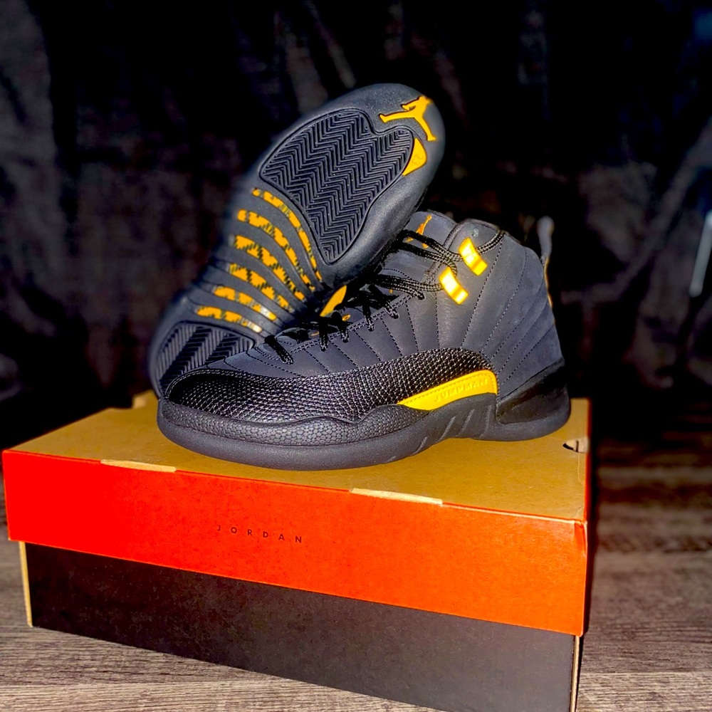 Air Jordan 12 Retro “Black Taxi”